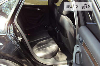 Седан Audi A4 2016 в 