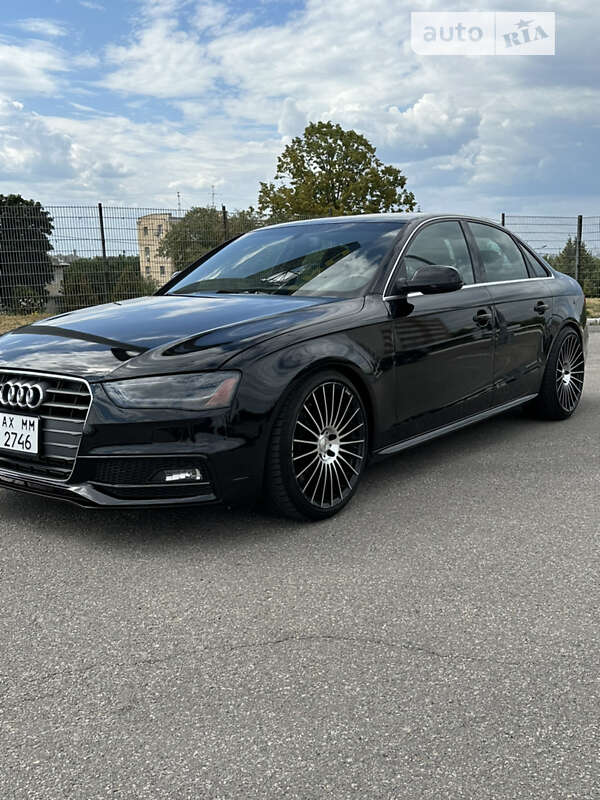 Седан Audi A4 2014 в Харкові