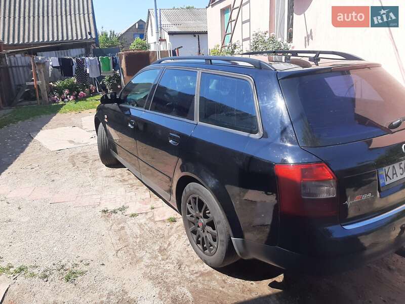 Универсал Audi A4 2002 в Миргороде