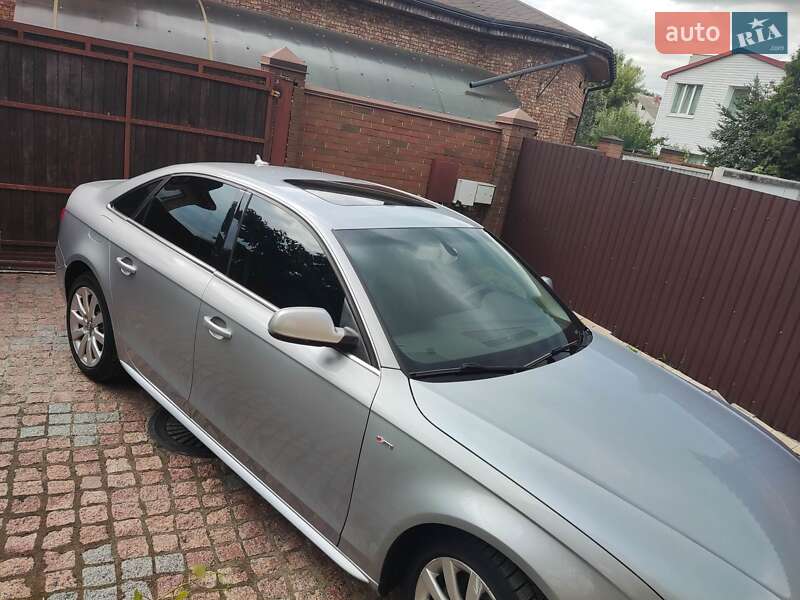 Седан Audi A4 2014 в Сумах
