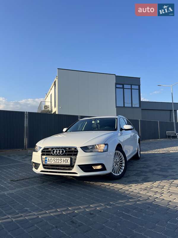 Универсал Audi A4 2012 в Мукачево