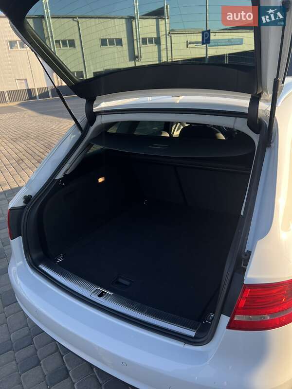 Универсал Audi A4 2012 в Мукачево