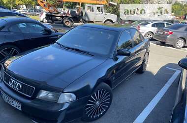 Седан Audi A4 1996 в Києві