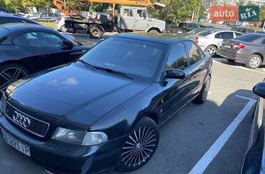 Седан Audi A4 1996 в 