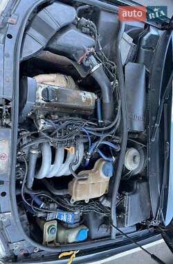 Седан Audi A4 1996 в 