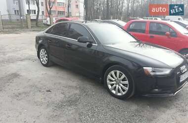Седан Audi A4 2013 в Харькове