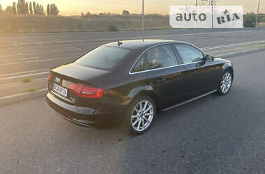 Седан Audi A4 2013 в Одесі