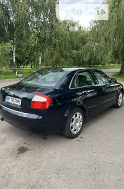 Седан Audi A4 2004 в Рівному