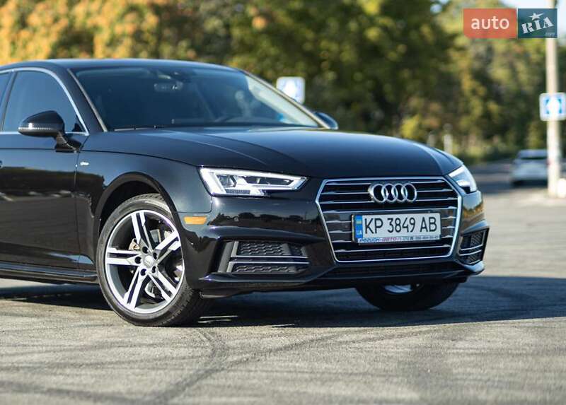 Седан Audi A4 2017 в Запорожье
