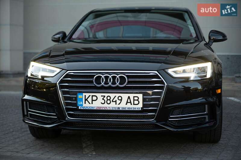 Седан Audi A4 2017 в Запорожье