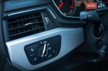 Седан Audi A4 2017 в Запорожье