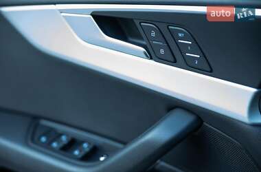 Седан Audi A4 2017 в Запорожье