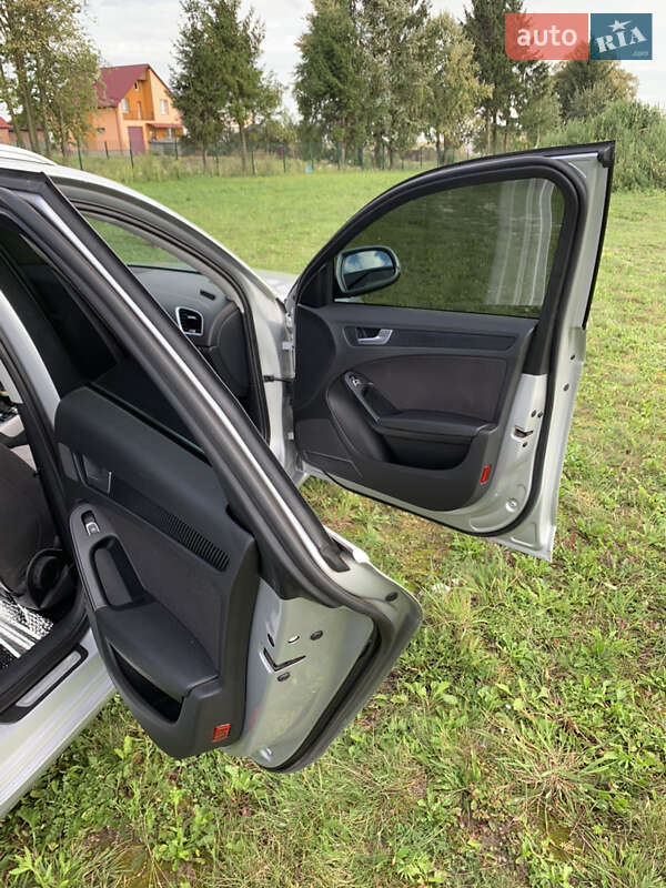 Универсал Audi A4 2012 в Городке