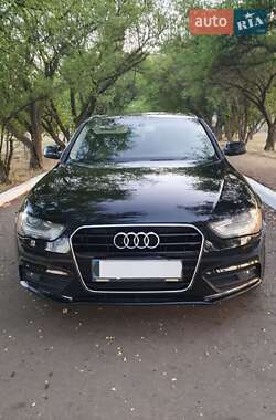 Седан Audi A4 2012 в 