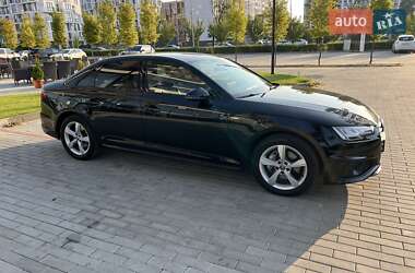 Седан Audi A4 2019 в Львове