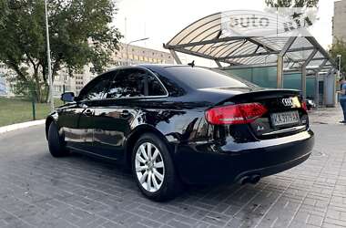 Седан Audi A4 2011 в Киеве