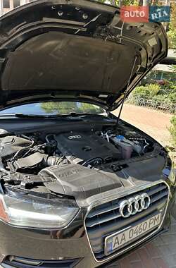 Седан Audi A4 2012 в 
