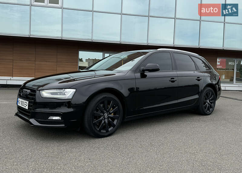 Универсал Audi A4 2015 в Киеве