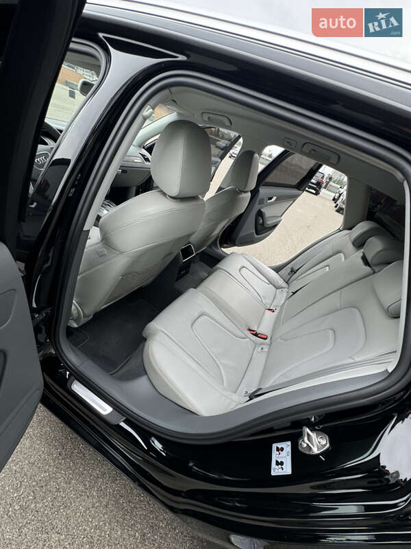 Универсал Audi A4 2015 в Киеве
