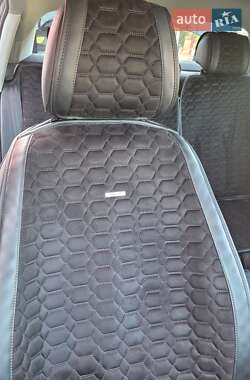 Седан Audi A4 2012 в 