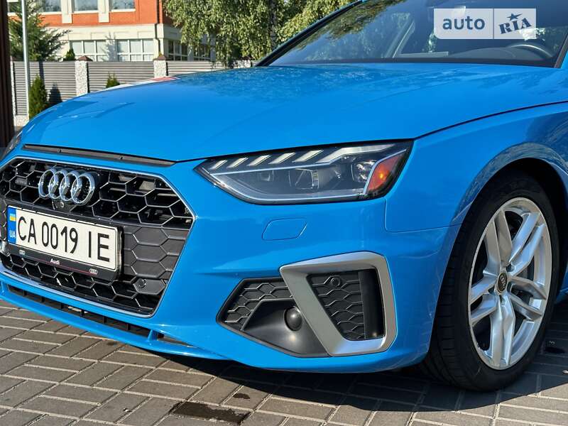 Седан Audi A4 2022 в Черкассах