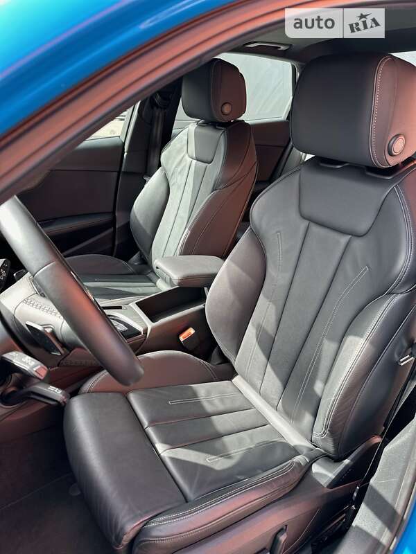 Седан Audi A4 2022 в Черкассах