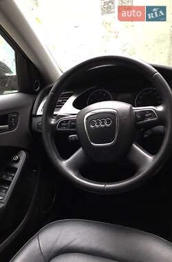 Седан Audi A4 2011 в 