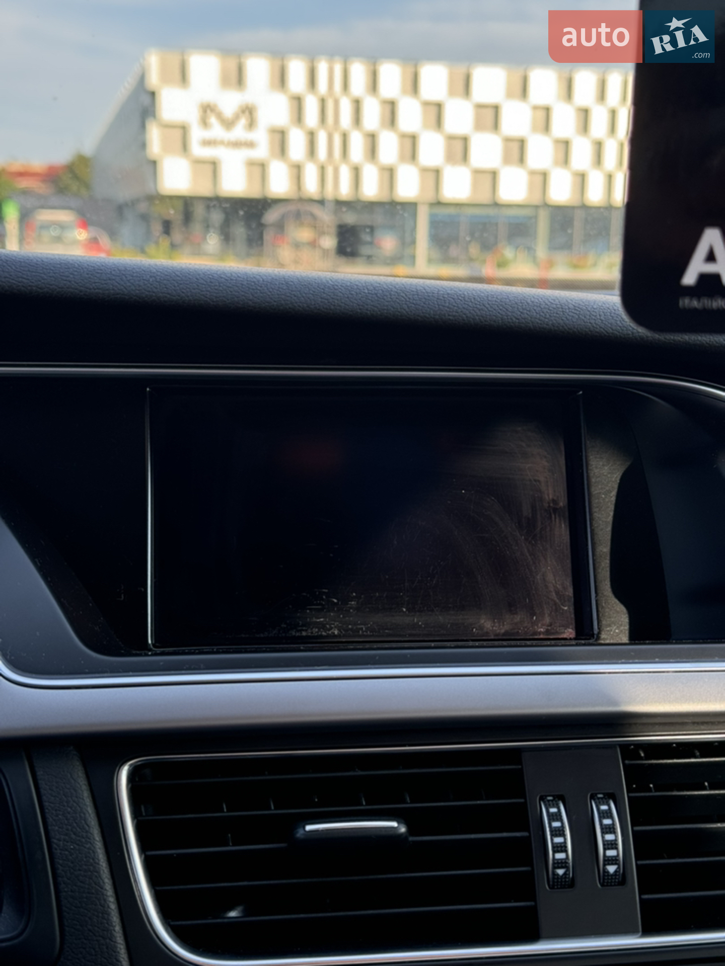 2013 Audi A4 - мініатюра 8