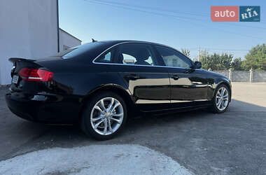 Седан Audi A4 2012 в Рівному