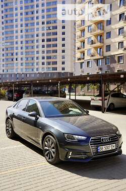 Седан Audi A4 2016 в Одессе