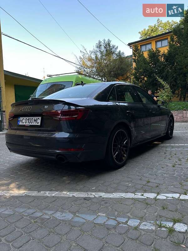 Седан Audi A4 2018 в Львове