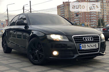 Седан Audi A4 2011 в Виннице