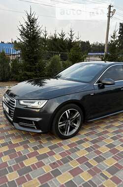 Седан Audi A4 2018 в Полтаві