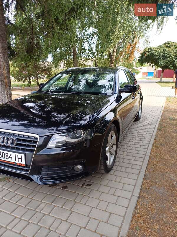 Универсал Audi A4 2010 в Полтаве