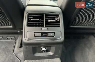 Седан Audi A4 2018 в Львове