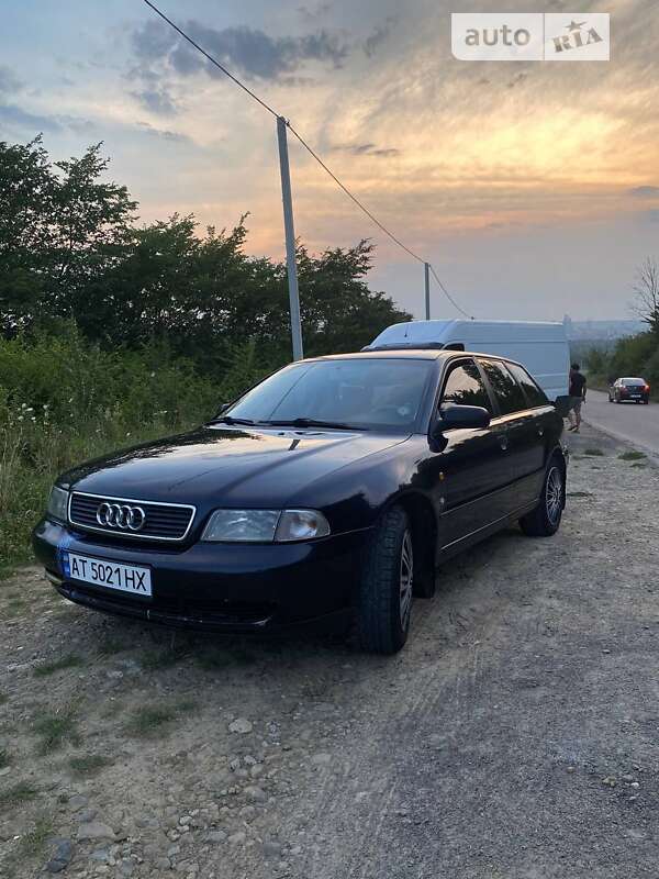 Універсал Audi A4 1997 в Івано-Франківську