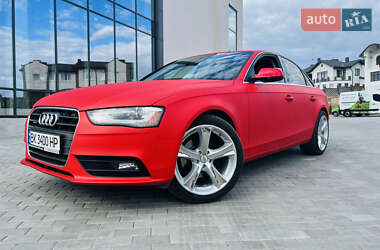 Седан Audi A4 2012 в Ровно