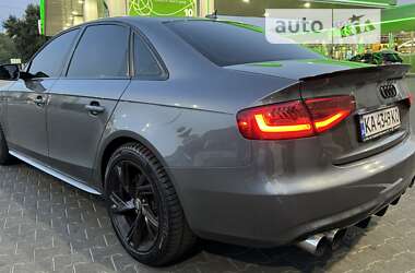 Седан Audi A4 2013 в Києві