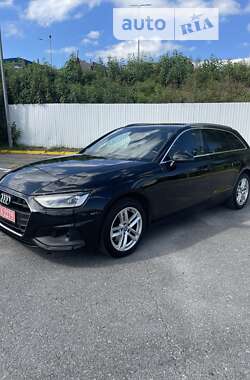 Универсал Audi A4 2020 в Львове