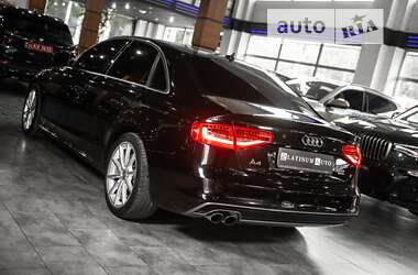 Седан Audi A4 2014 в Одесі