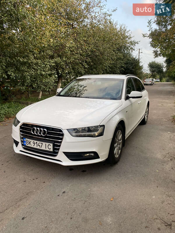 Универсал Audi A4 2014 в Ровно