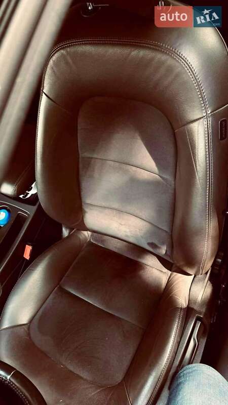 Седан Audi A4 2012 в Ужгороді