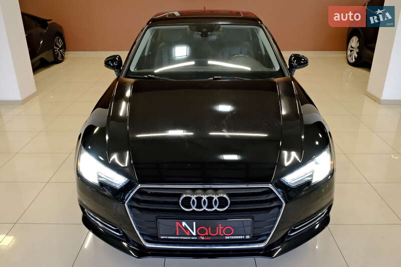 Седан Audi A4 2017 в Одесі