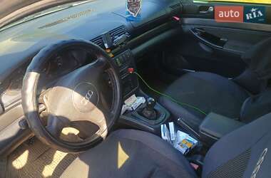 Седан Audi A4 1996 в Краснокутске