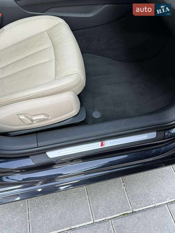 Седан Audi A4 2017 в Трускавце