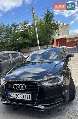 Седан Audi A4 2015 в Харкові
