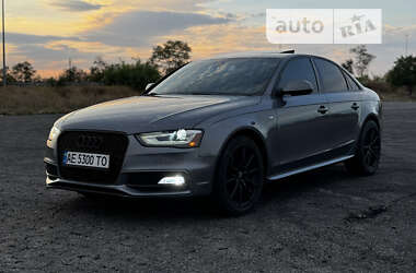 Седан Audi A4 2014 в Днепре