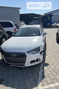 Седан Audi A4 2016 в Хмельницькому