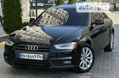 Седан Audi A4 2013 в Києві