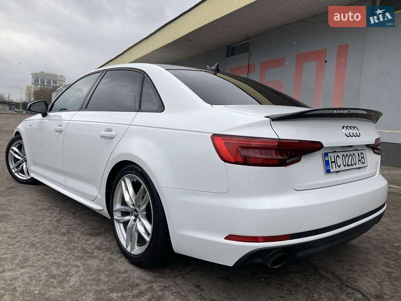 Седан Audi A4 2016 в Львові